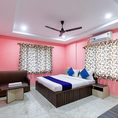 Hotel Blue Abedin Καλκούτα Εξωτερικό φωτογραφία