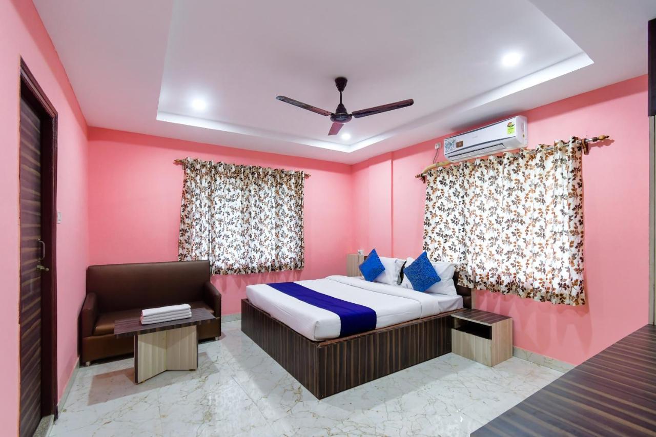 Hotel Blue Abedin Καλκούτα Εξωτερικό φωτογραφία