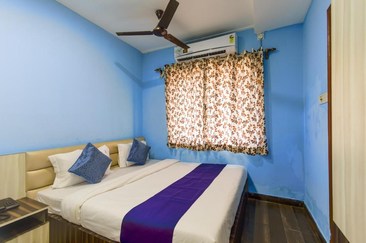 Hotel Blue Abedin Καλκούτα Εξωτερικό φωτογραφία