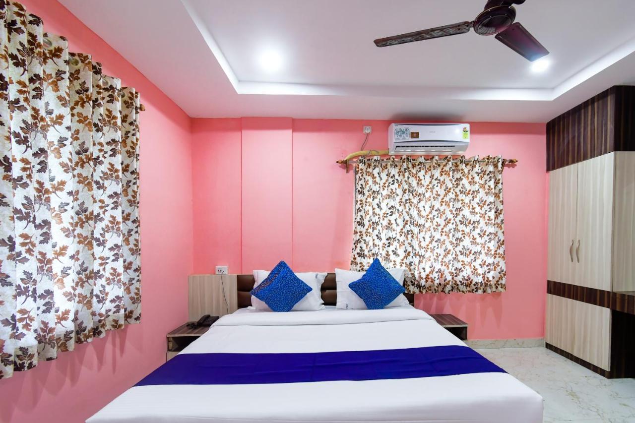 Hotel Blue Abedin Καλκούτα Εξωτερικό φωτογραφία