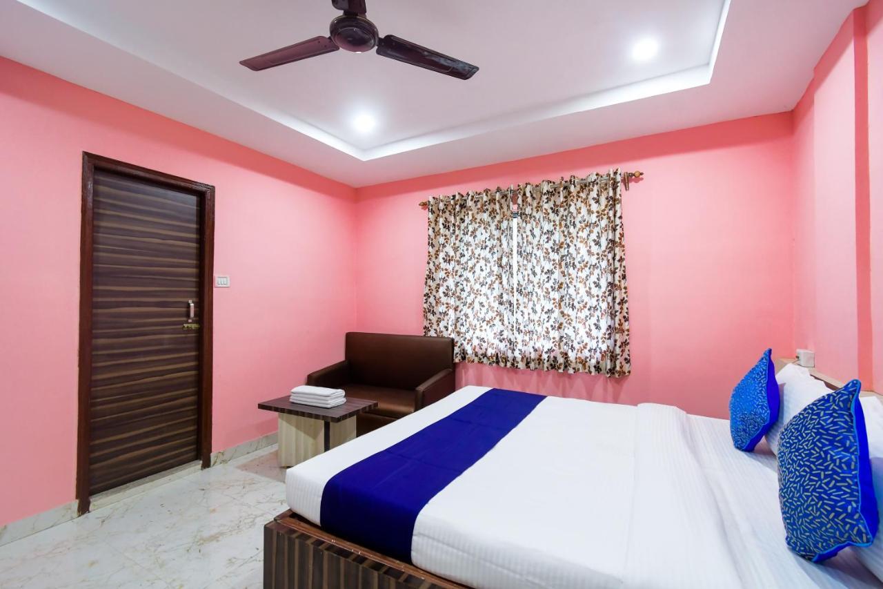 Hotel Blue Abedin Καλκούτα Εξωτερικό φωτογραφία