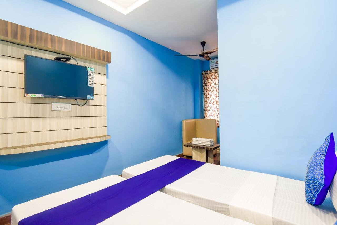 Hotel Blue Abedin Καλκούτα Εξωτερικό φωτογραφία