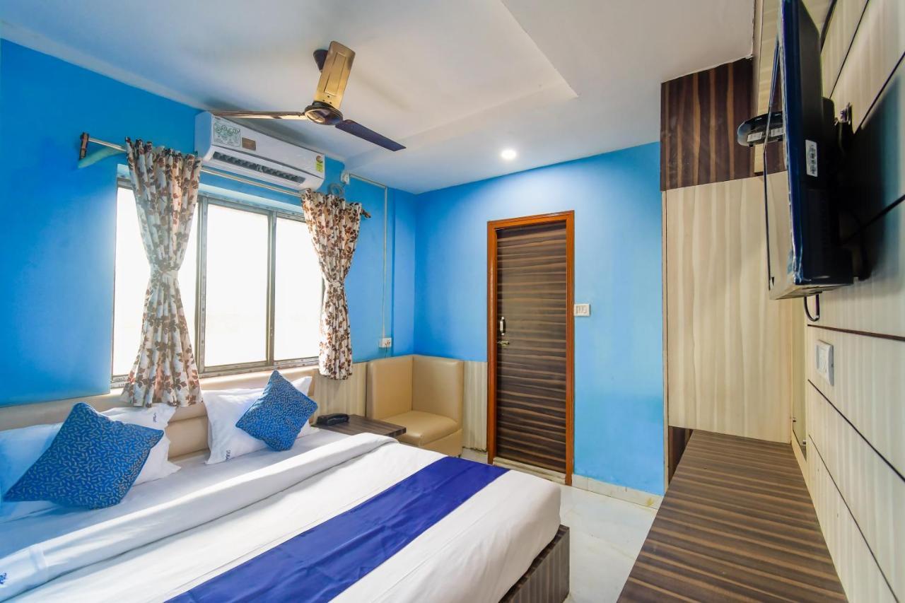 Hotel Blue Abedin Καλκούτα Εξωτερικό φωτογραφία