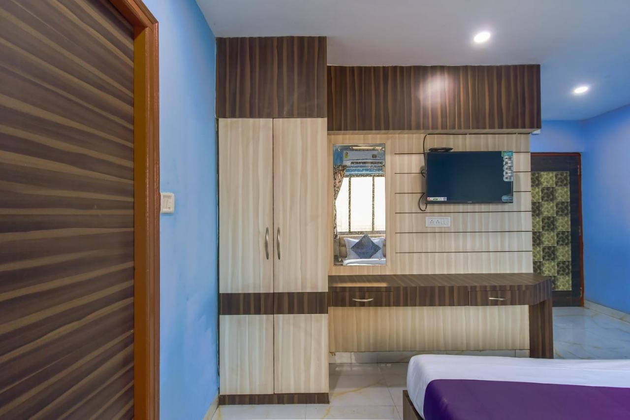 Hotel Blue Abedin Καλκούτα Εξωτερικό φωτογραφία