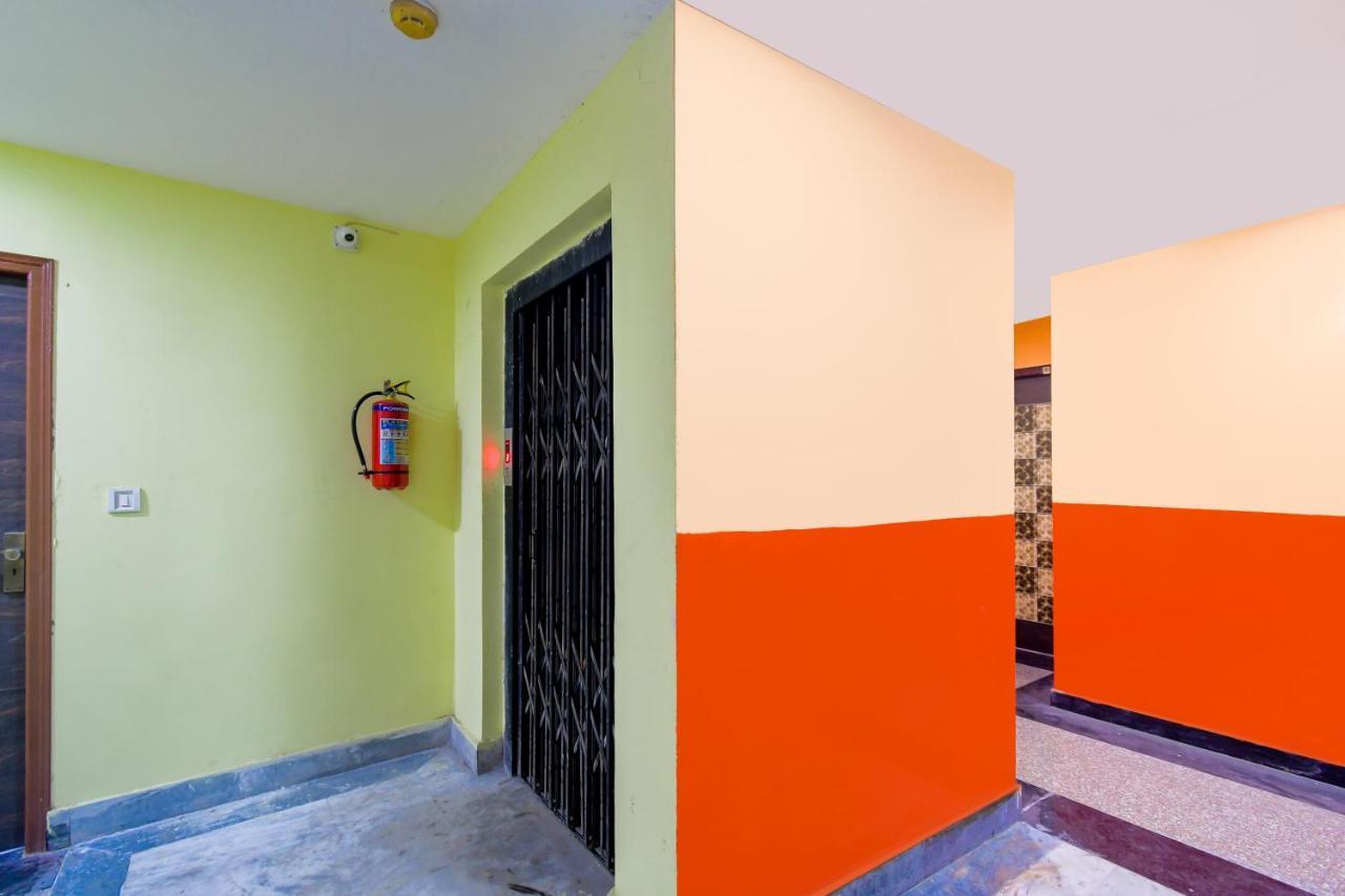 Hotel Blue Abedin Καλκούτα Εξωτερικό φωτογραφία